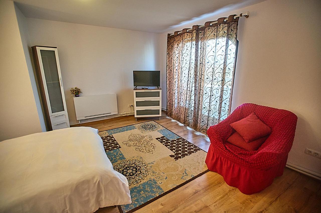 Insula Christiana Hotel Cristian  Ngoại thất bức ảnh