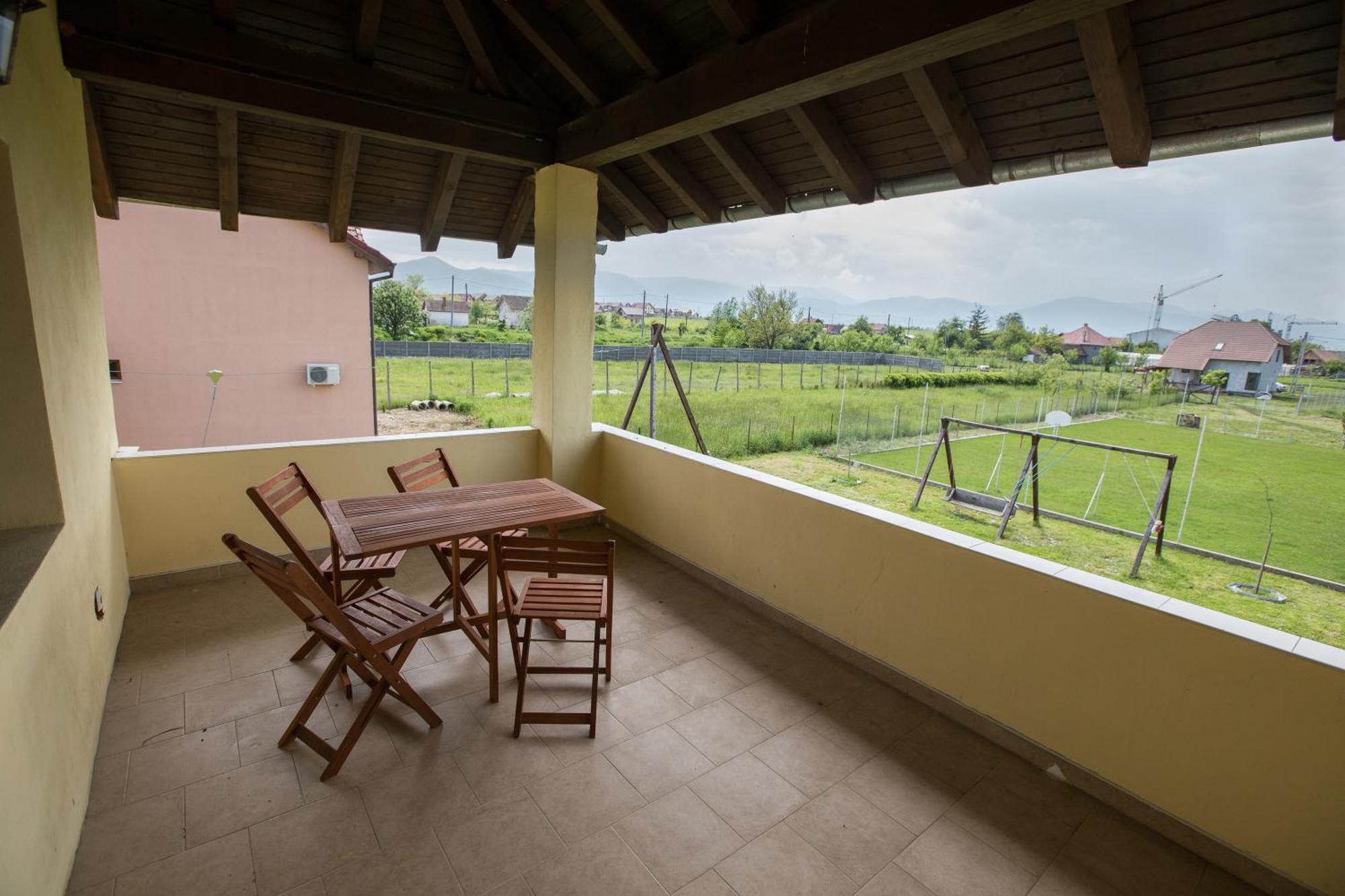 Insula Christiana Hotel Cristian  Ngoại thất bức ảnh