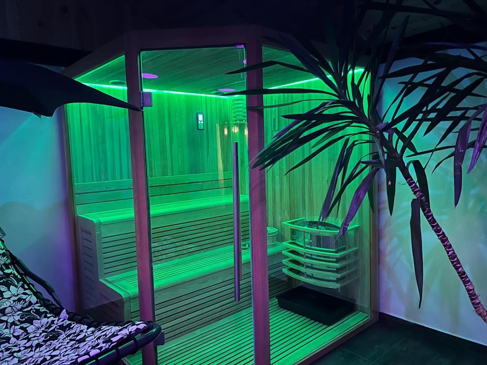 Insula Christiana Hotel Cristian  Ngoại thất bức ảnh